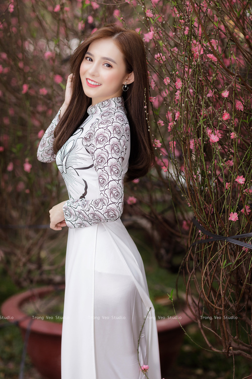 《炉石传说》赛事观众游戏习惯：卡牌游戏爱好者的策略思考与心理素质